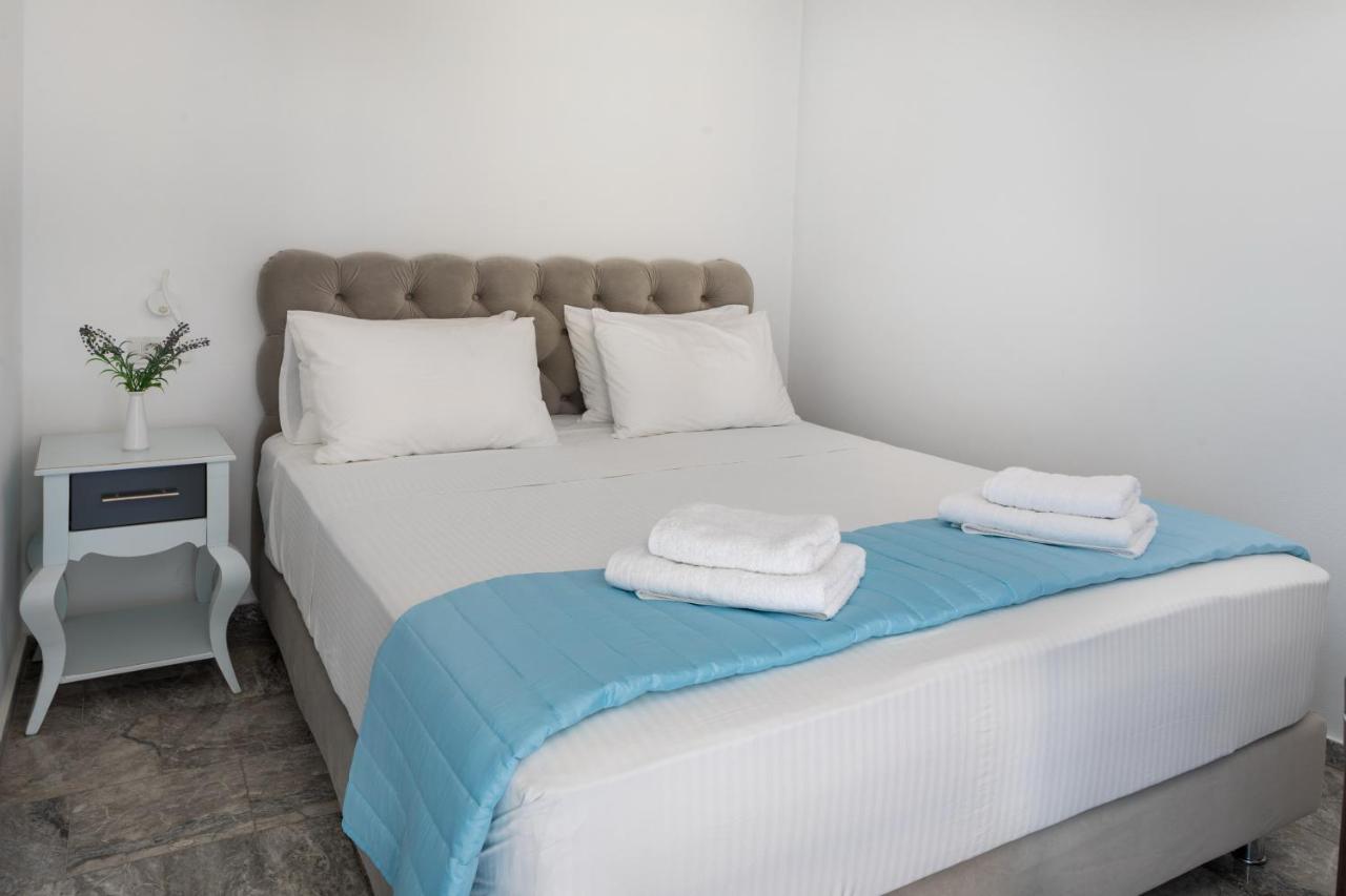Plori - Molos Apartments Loutro Exteriör bild